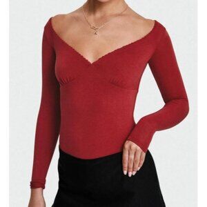Princess Polly Loveydove Bodysuit Top Women Size US 4 NWT Long Sleeves Burgundy